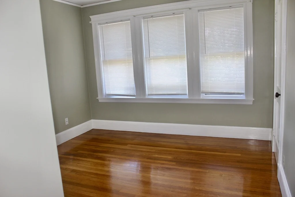 154 Mount Vernon St, Malden