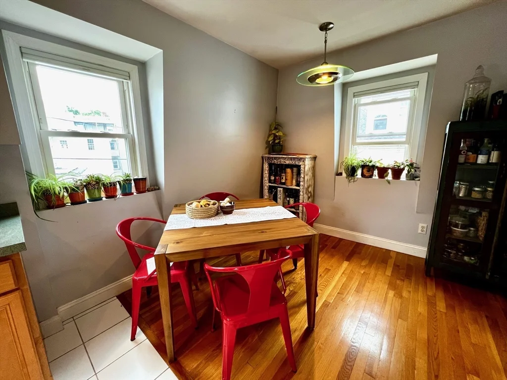 5 Austin, East Somerville