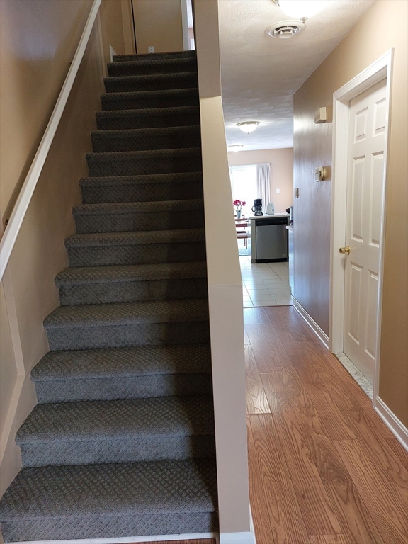 31 Tapley Ave, Revere