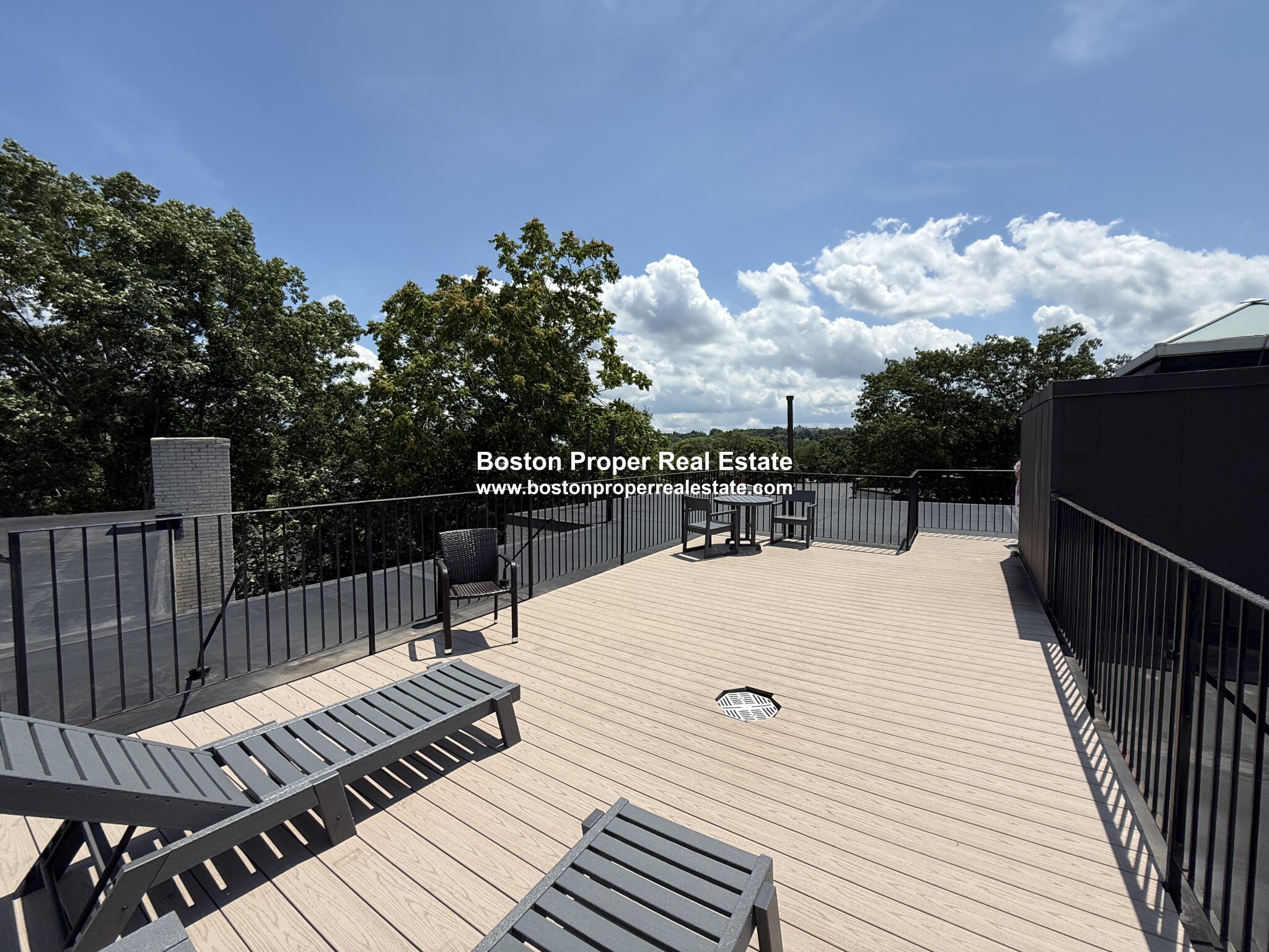 90 Kilsyth Rd, Brighton