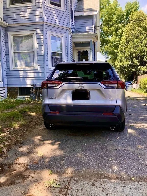 178 Robbins St, South Side