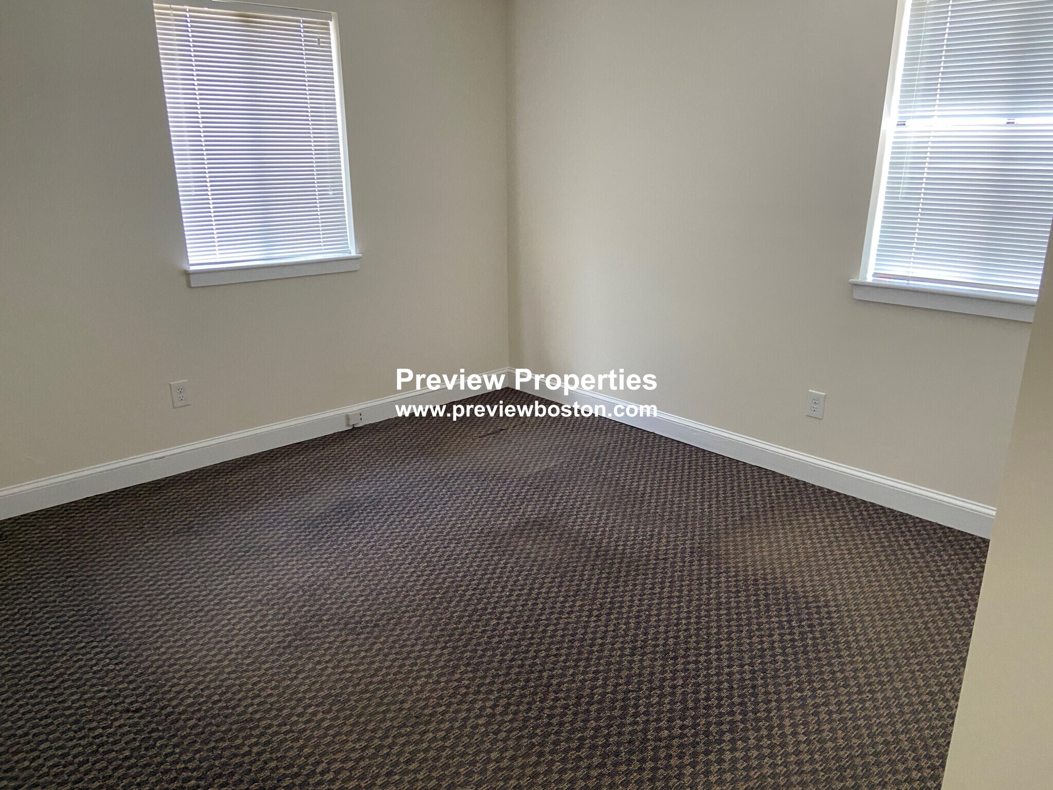 1383 Washington St, West Newton