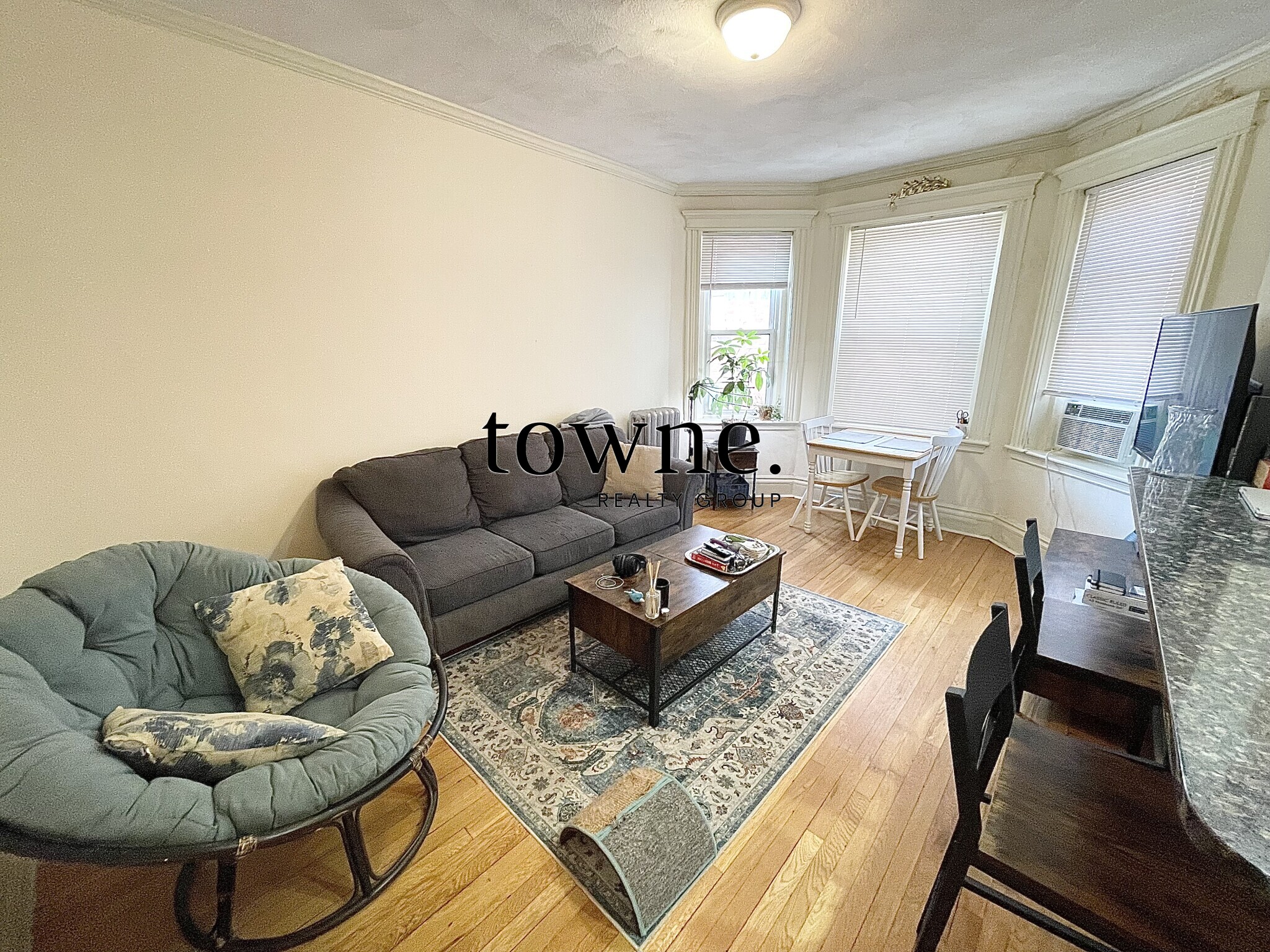 105 Queensberry St, Fenway