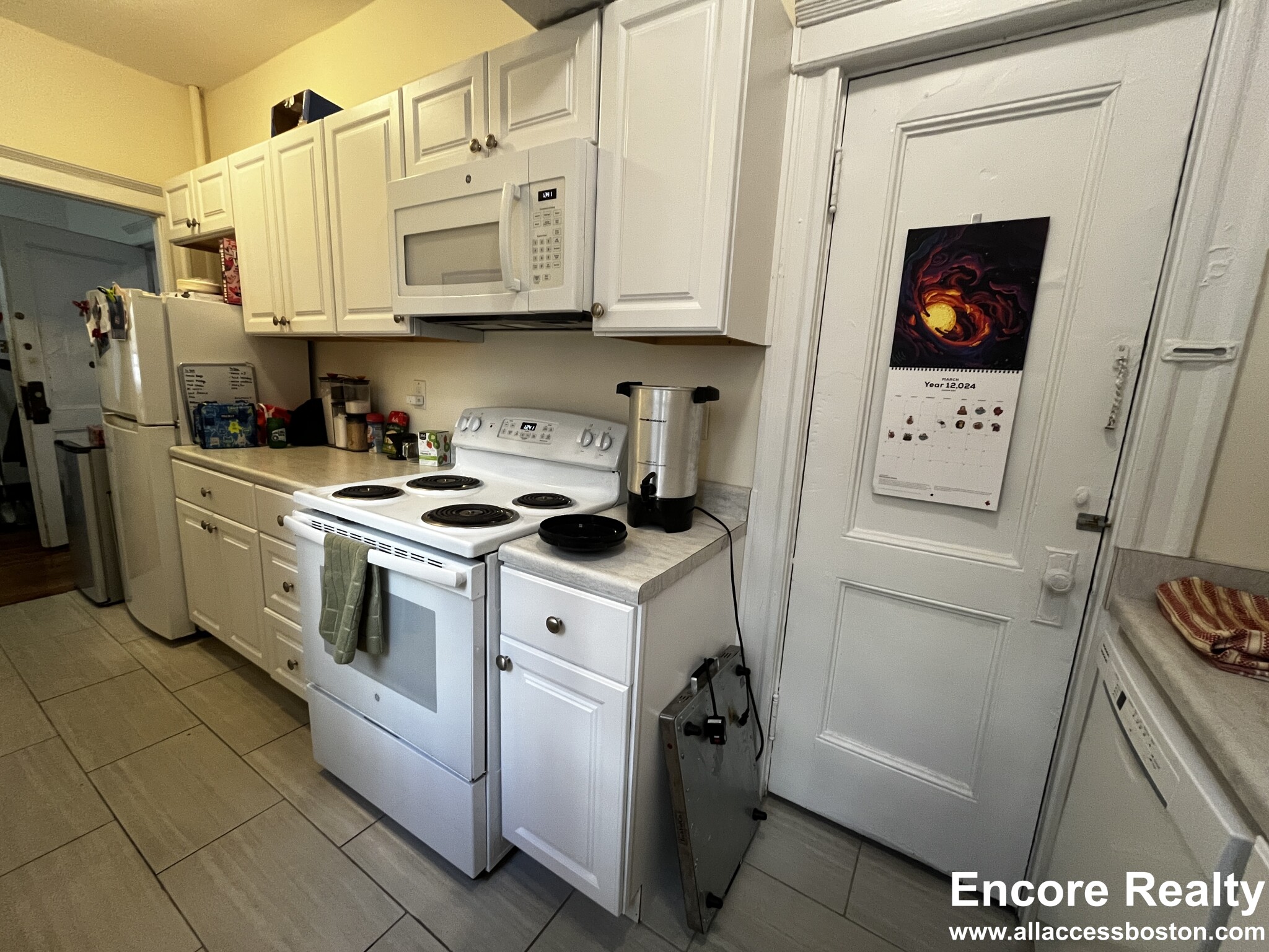 1637 Commonwealth Ave, Brighton