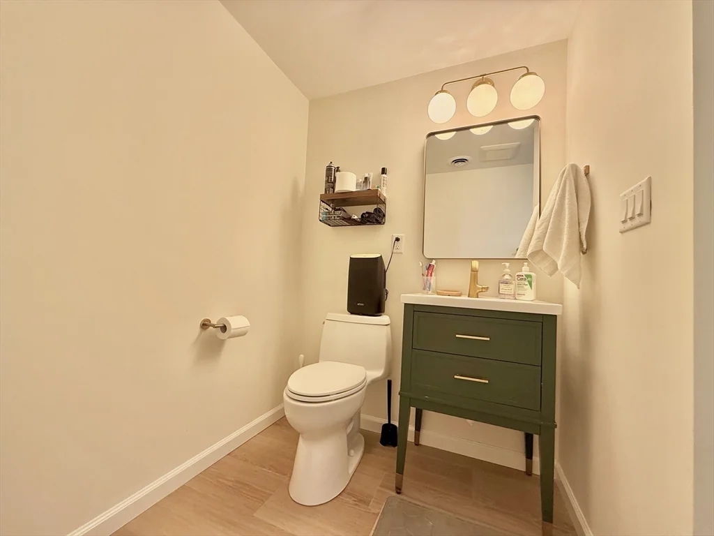 20 Stearns, Coolidge Corner