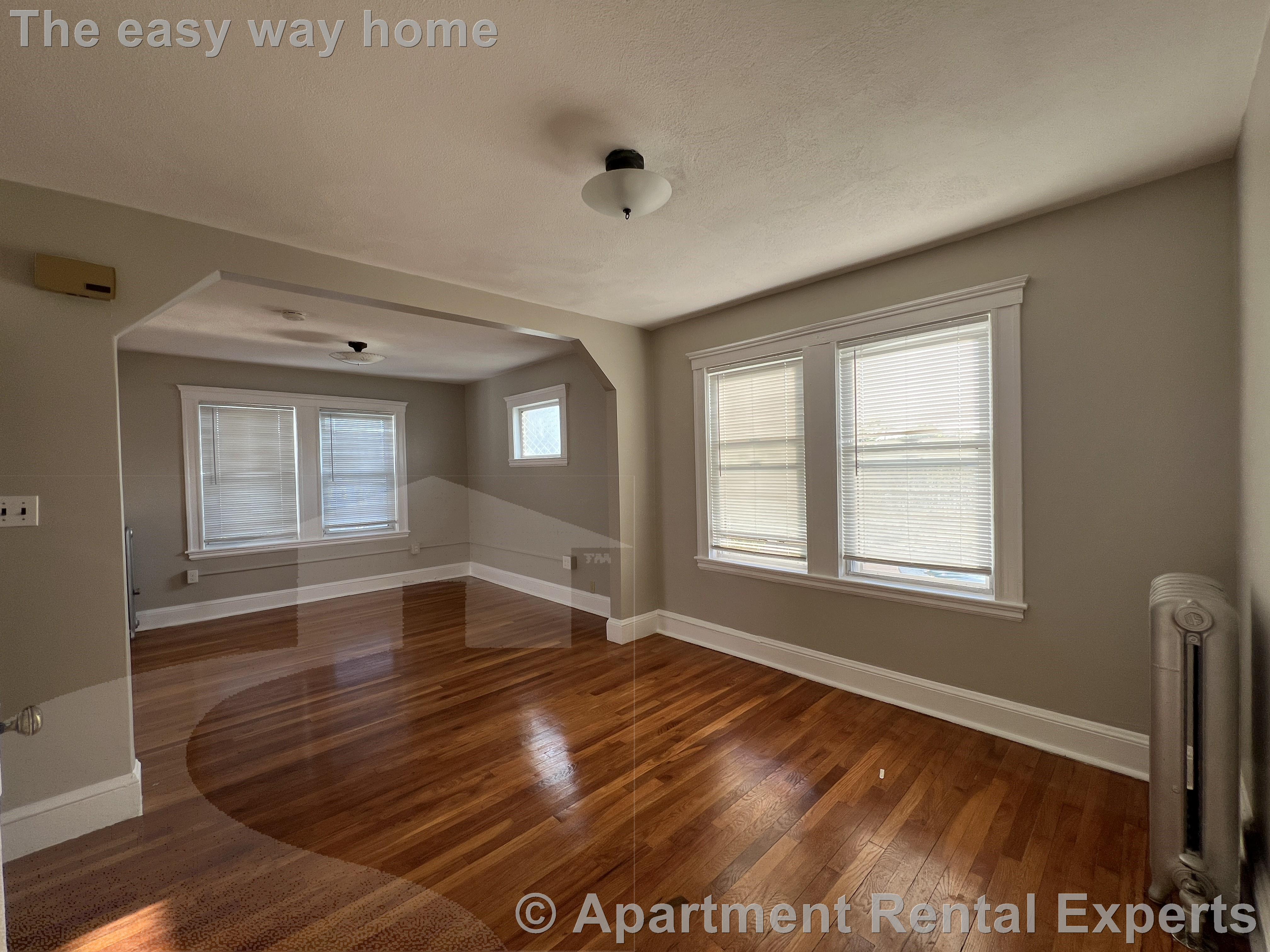 274 Chelsea St, Everett