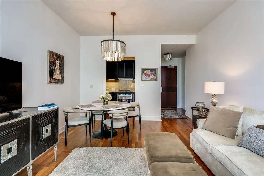 500 Atlantic Ave, Waterfront