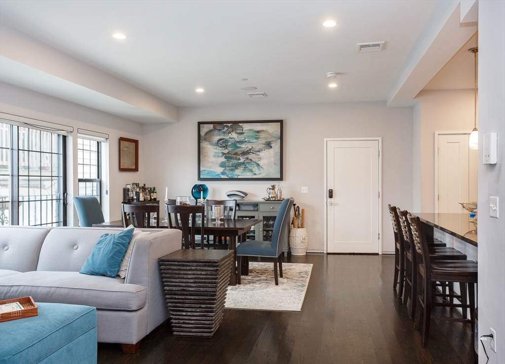 350 W Broadway, South Boston