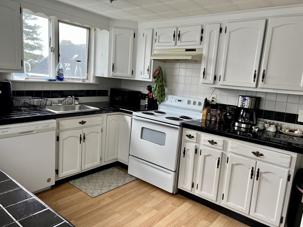33-35 Rogers Ave, Somerville