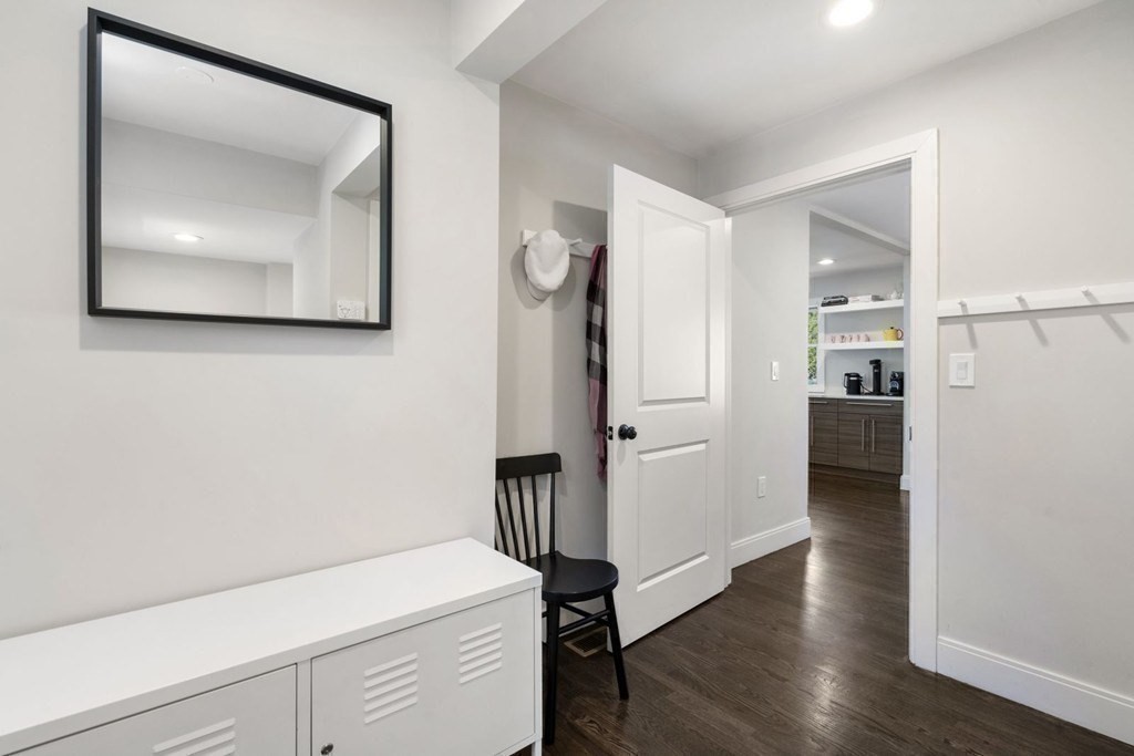 265 Jackson St, Newton