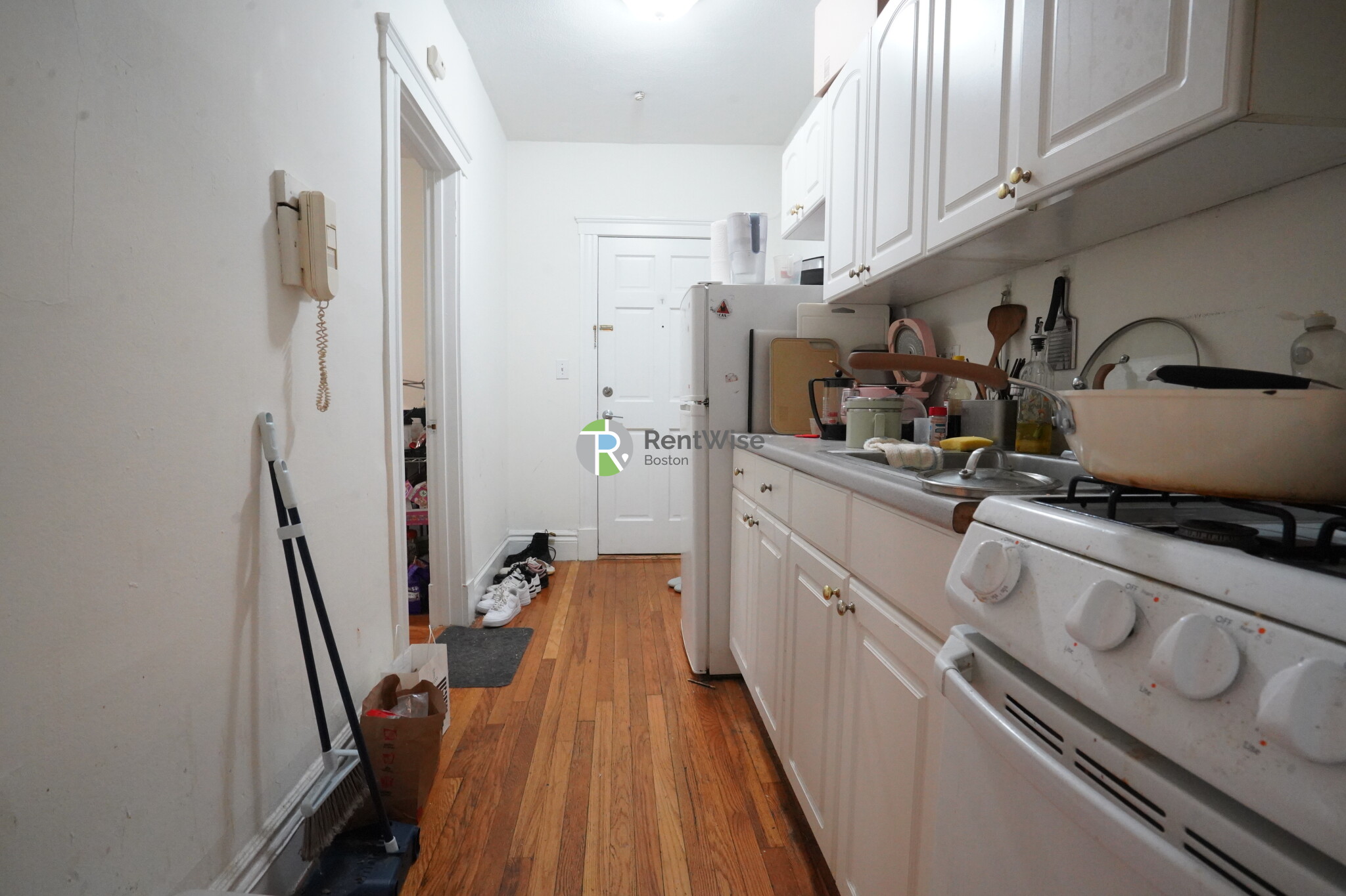 6 Camelot Ct, Brighton