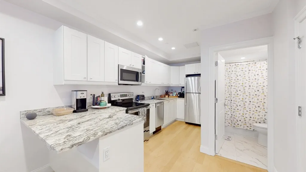 296 Beacon St, Back Bay