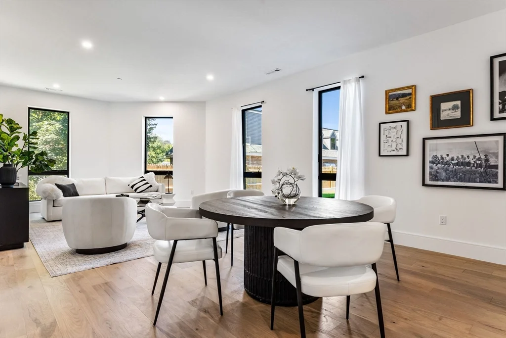 1114 Beacon St, Newton Center