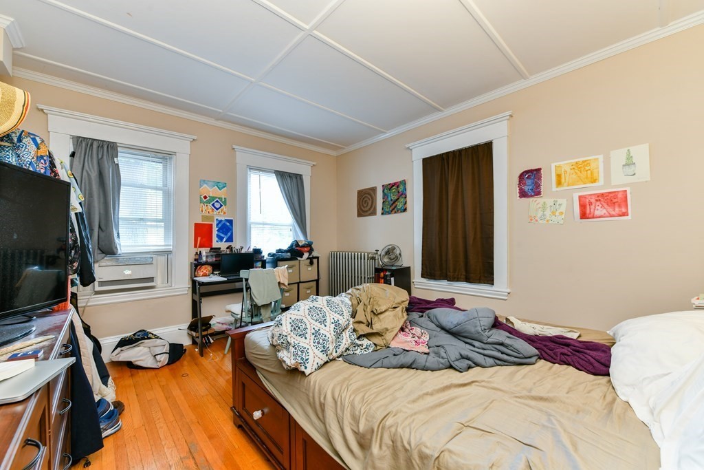 419 E 7th, South Boston