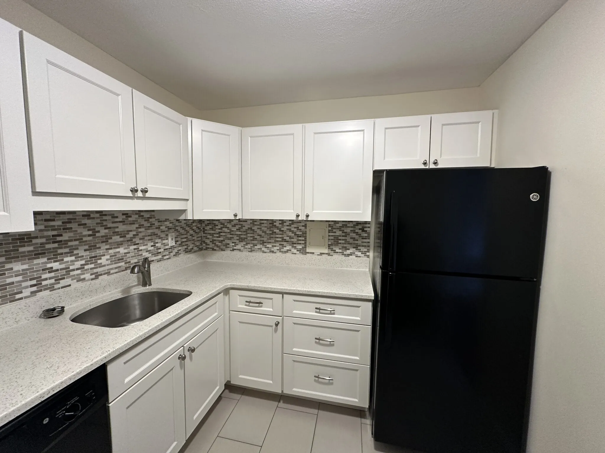 101 Monmouth St, Longwood