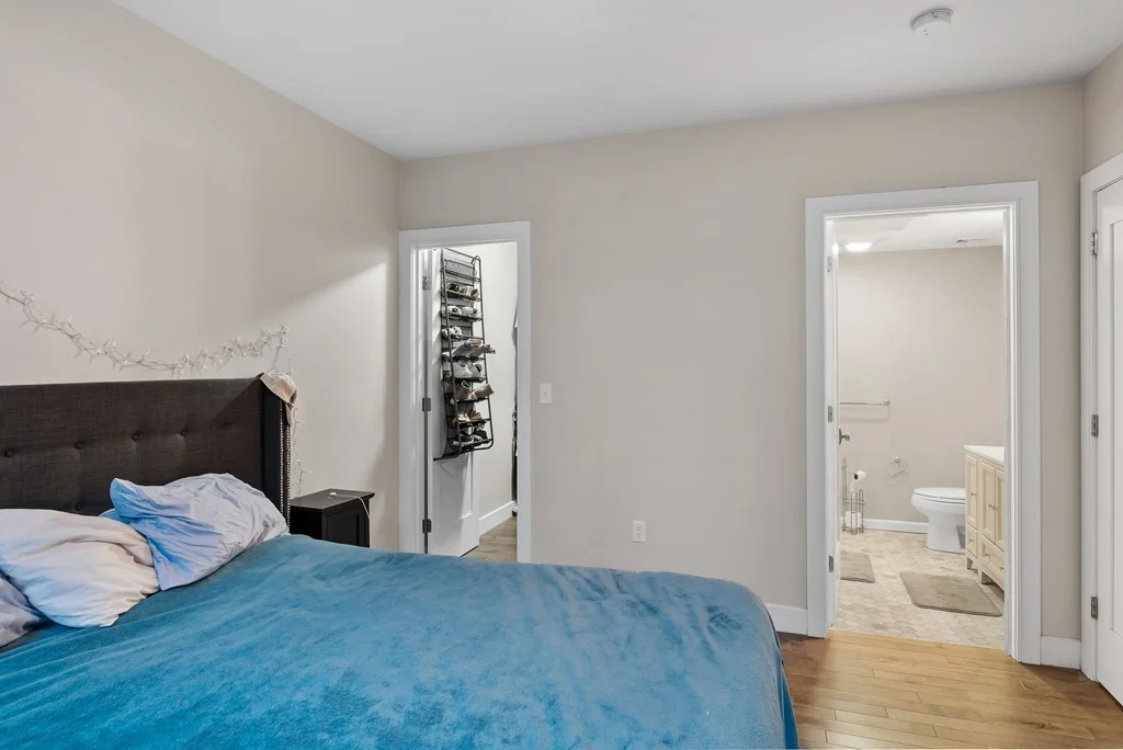 1 Saint Clare Rd, Medford