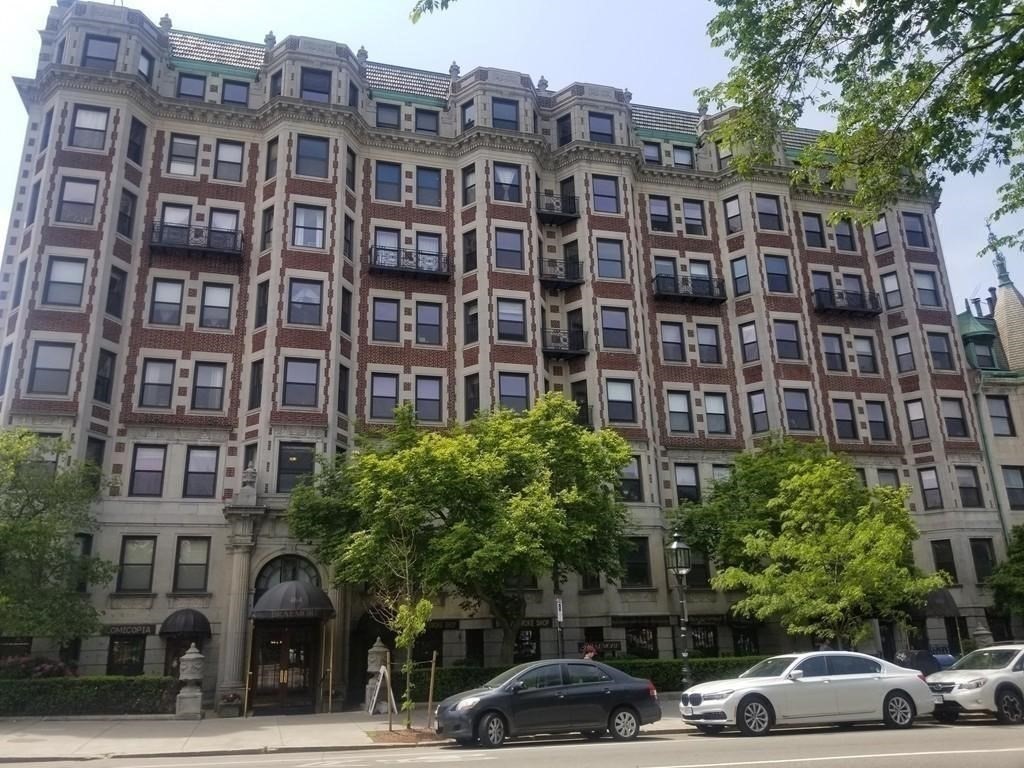 466 Commonwealth Ave, Fenway