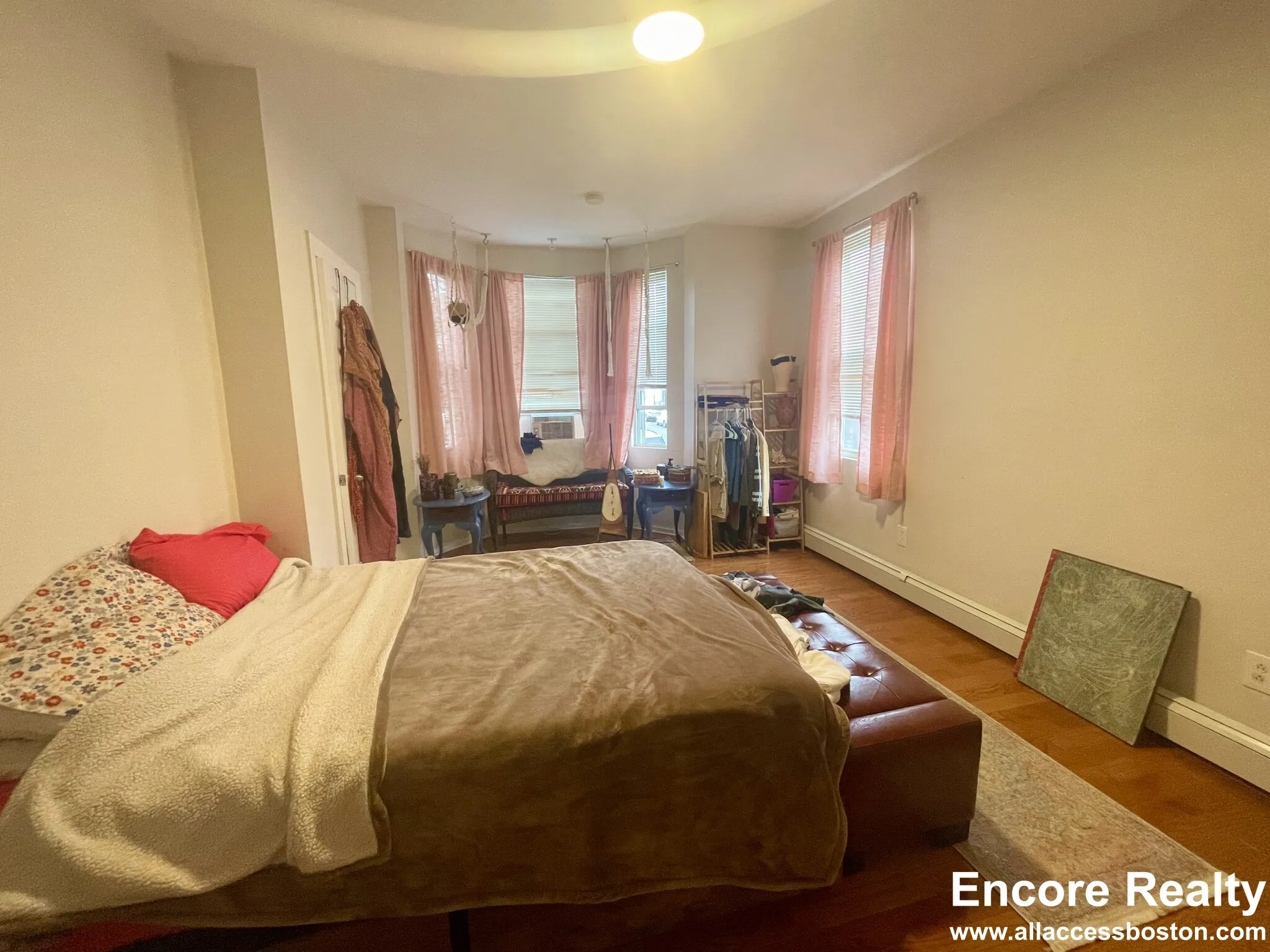 75 Putnam St, Eagle Hill