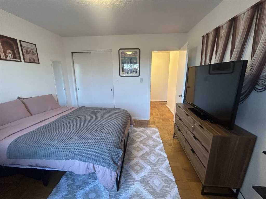 287 Harvard St, Mid-Cambridge