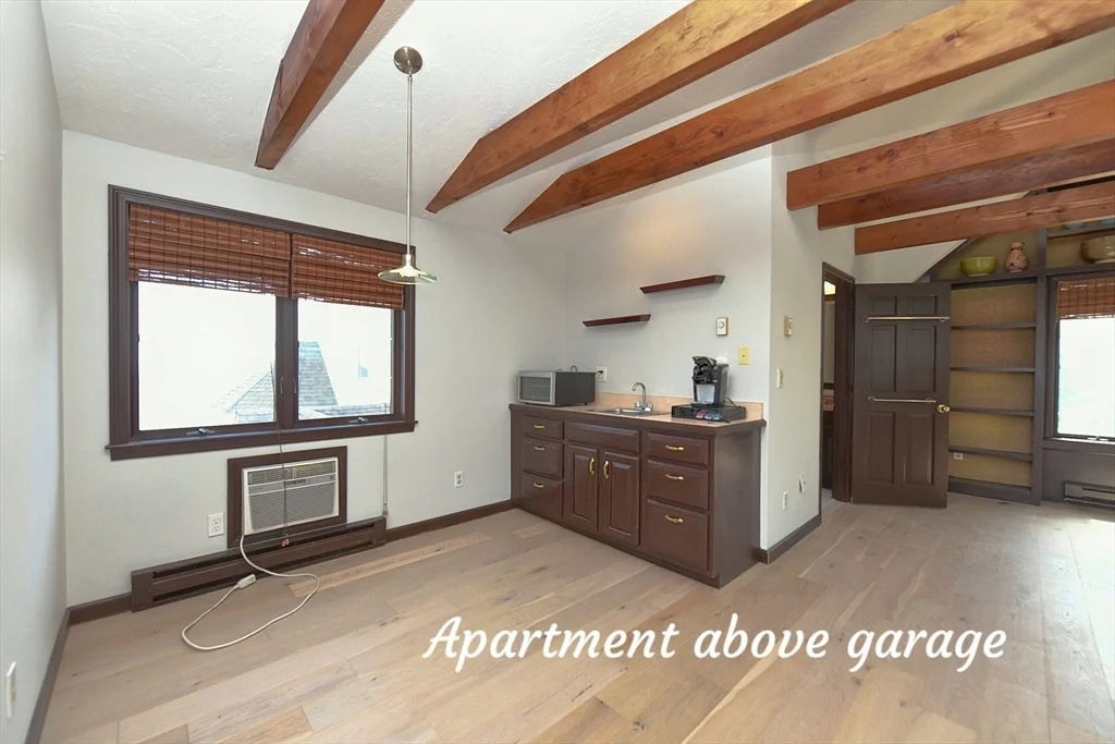 31 Ellisville Rd, Ellisville