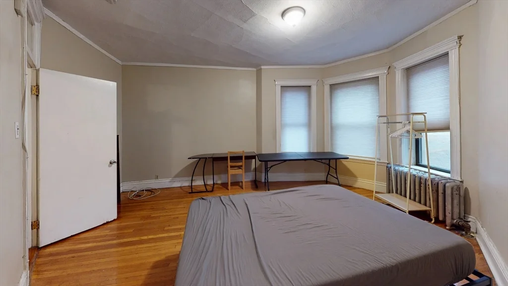 52 Charlesgate E, Brighton