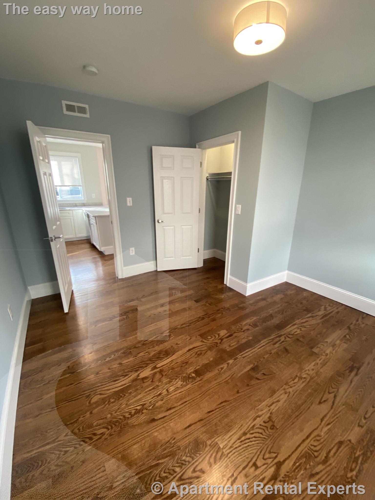 3-5 Hamilton Rd, Teele Square