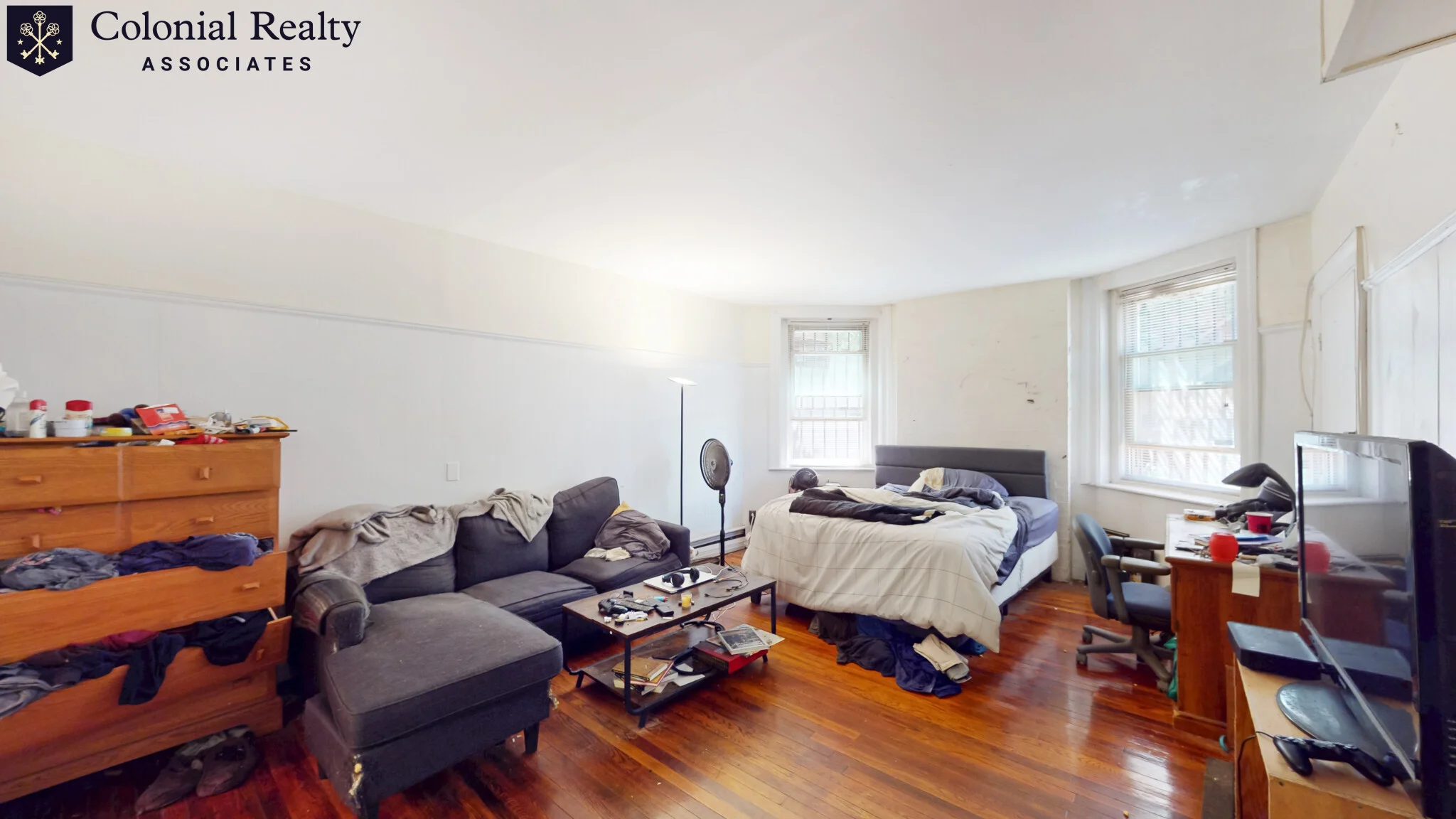 1067 Beacon St, Longwood