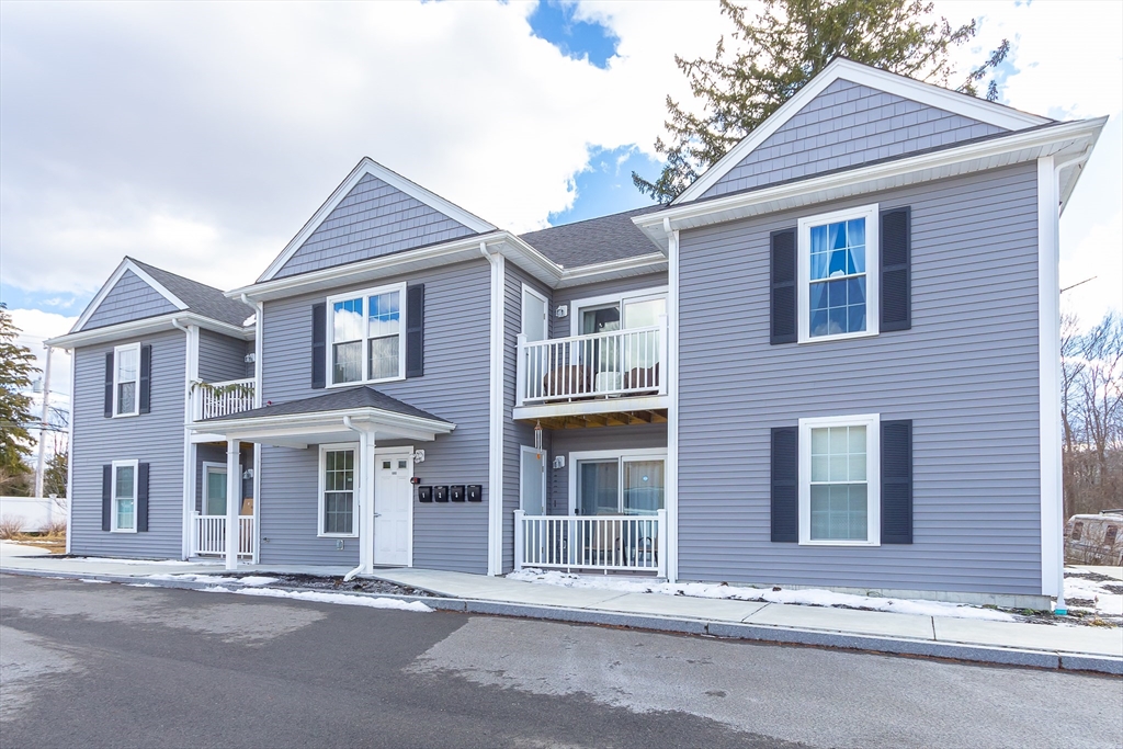 1093 Main St, Weymouth