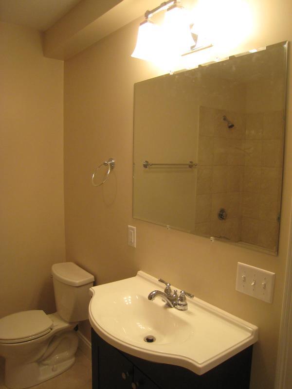 614 Main St, Medford