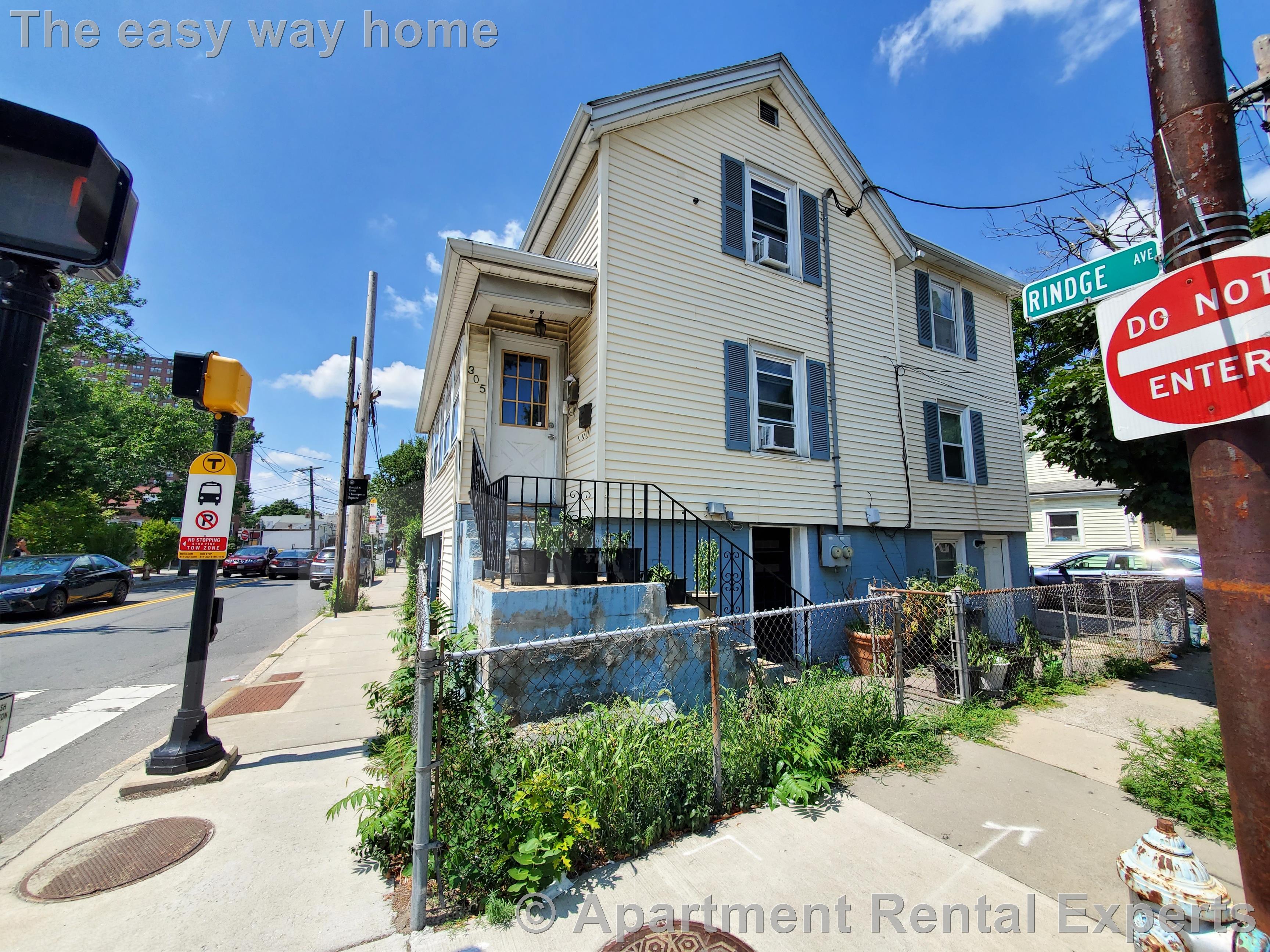 305 Rindge Ave, North Cambridge