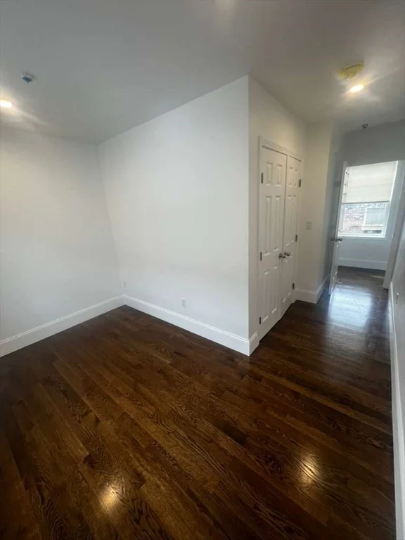 375 Crescent Ave, Chelsea