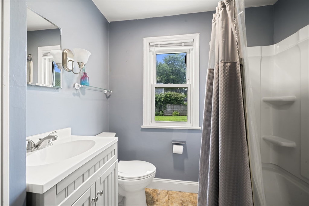 216 Dwight Rd, Springfield