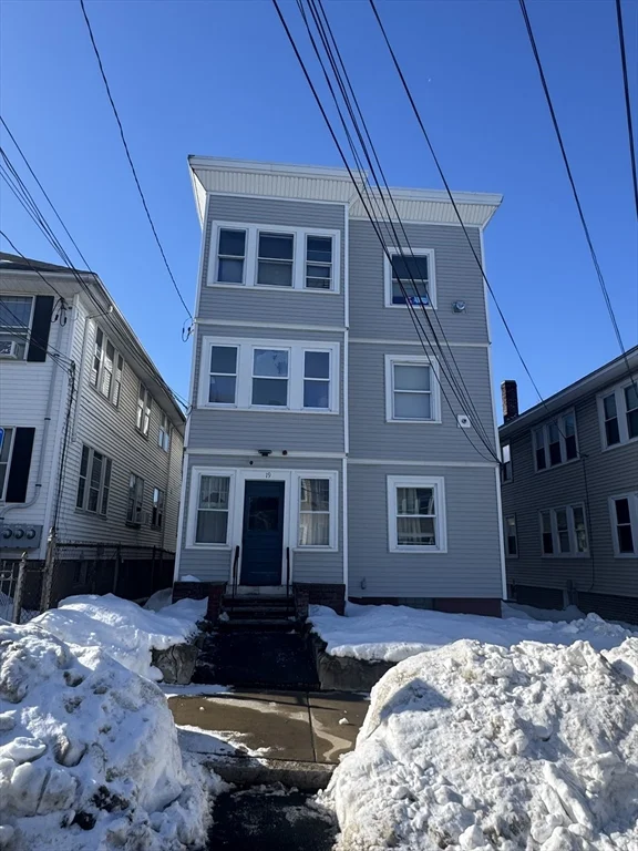 19 Summit Ave, Everett