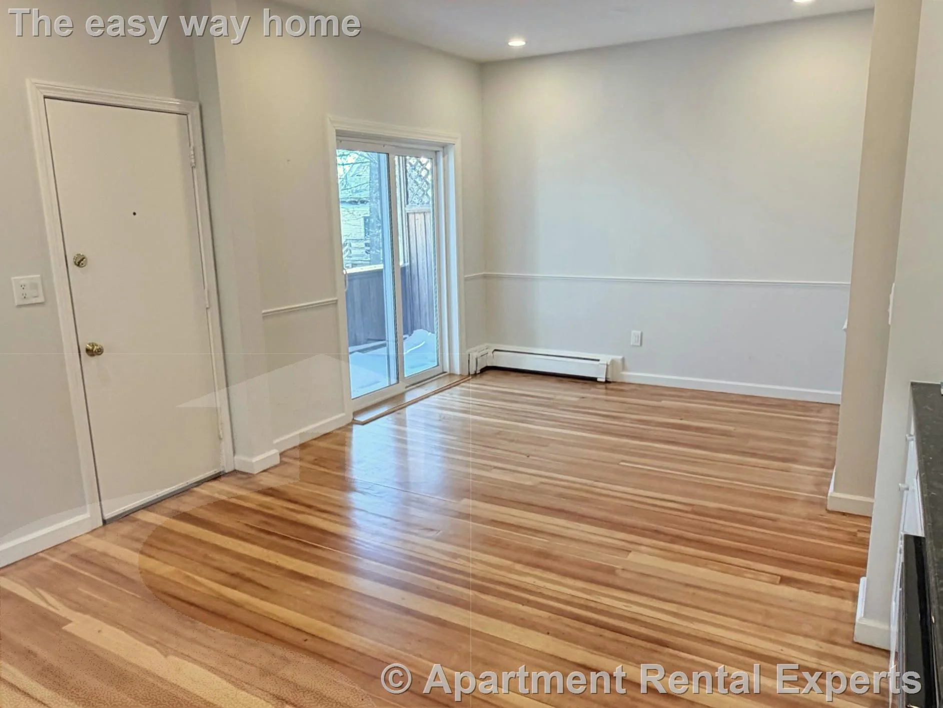 172 Putnam Ave, Riverside