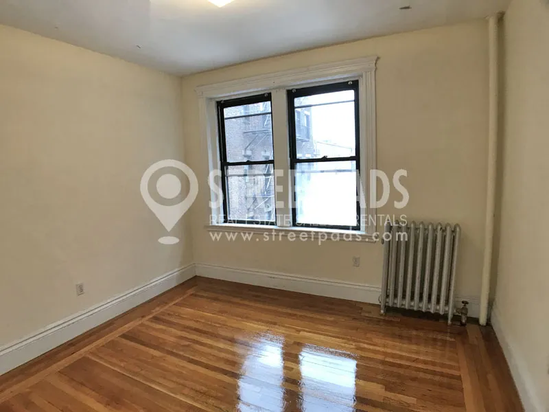 29 Park Dr, Fenway