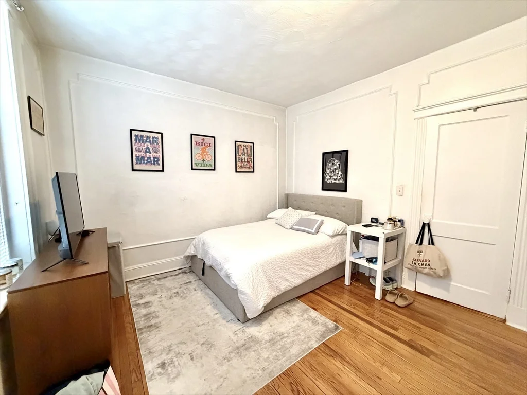 7 Devotion St, Coolidge Corner