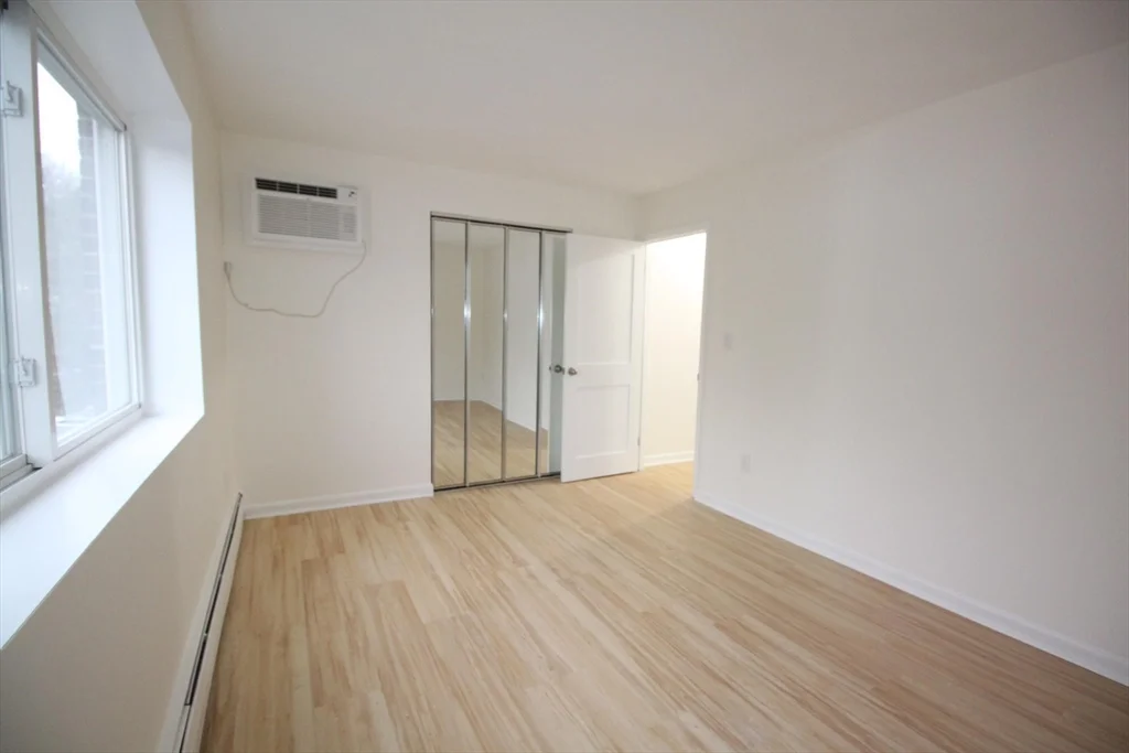 34 Hamilton Rd, Arlington