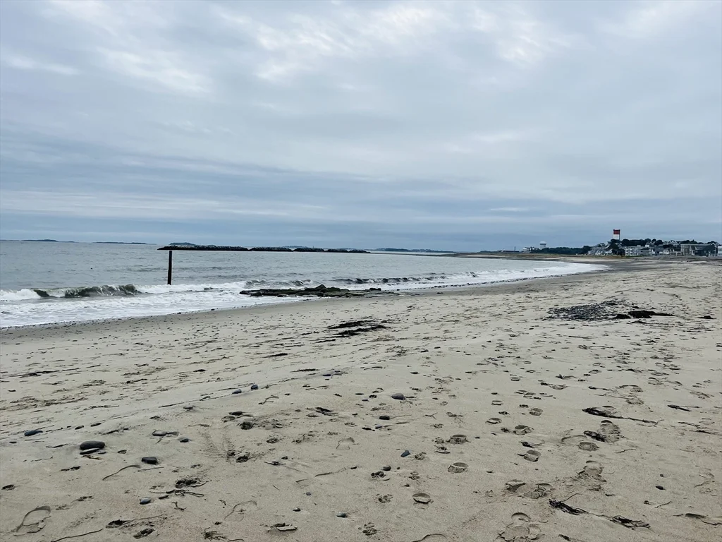 19 Beach Rd, Winthrop