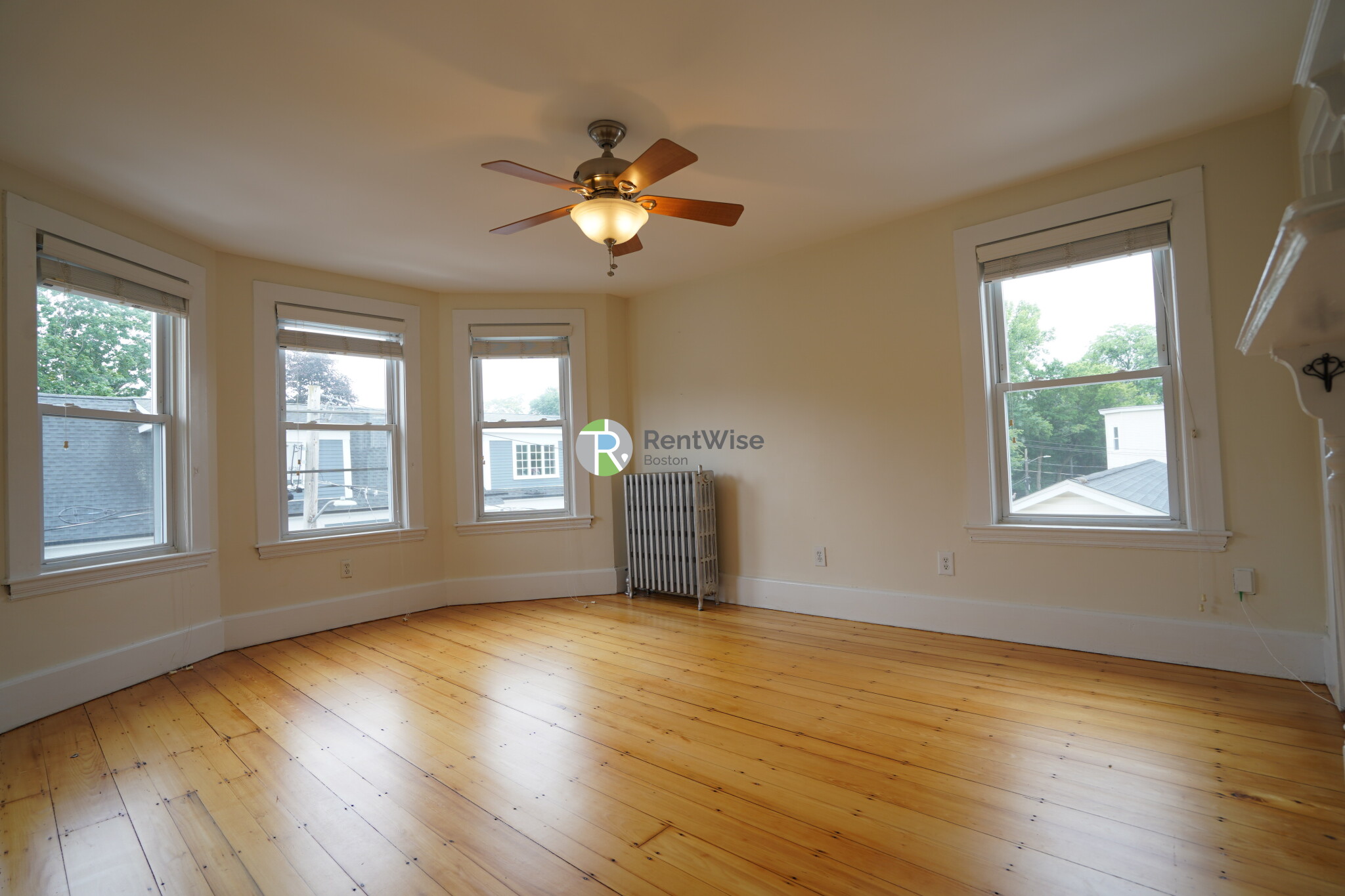 21 Plainfield St, Jamaica Plain