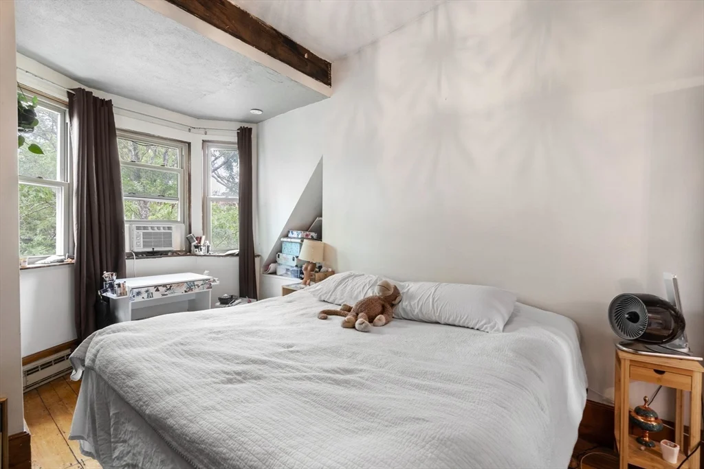 87 Worcester St, South End