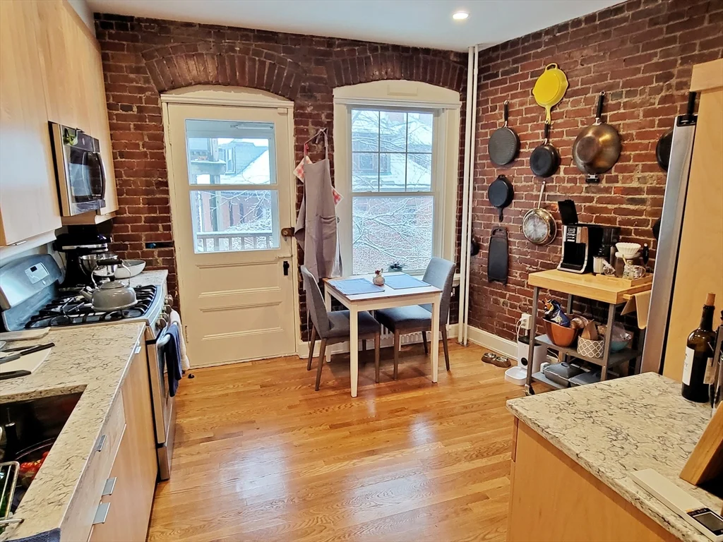 14 Colbourne Crescent, Aspinwall Hill