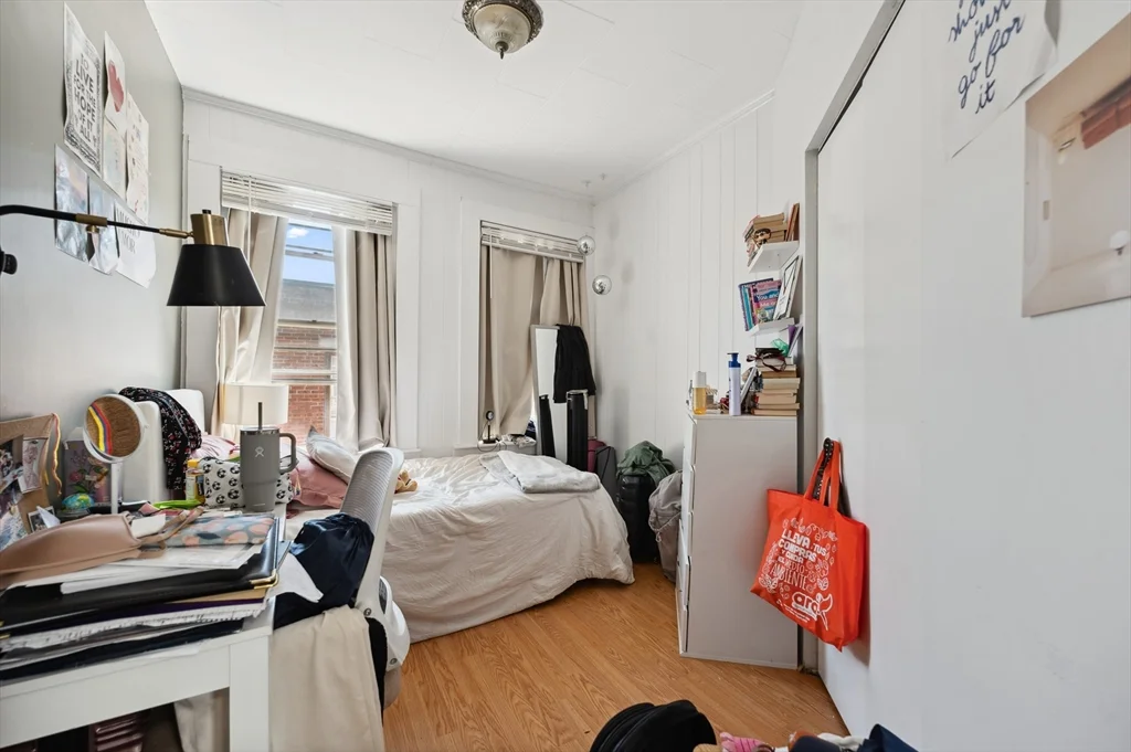 12 Foster St, North End