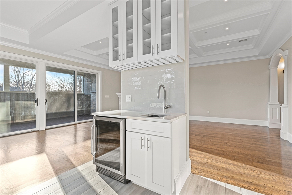 846 Main St, Winchester