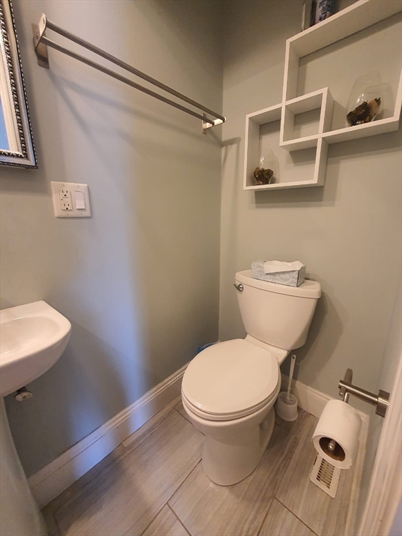 149 Lowell Ave, Newtonville