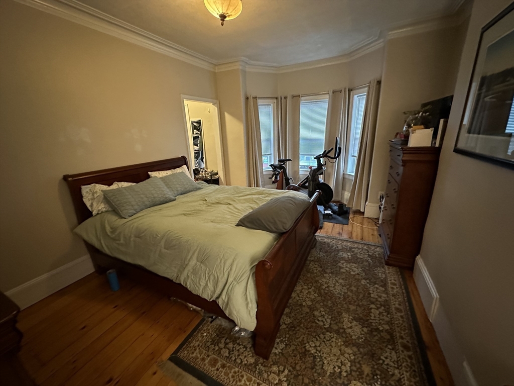 98 Chelsea St, East Boston