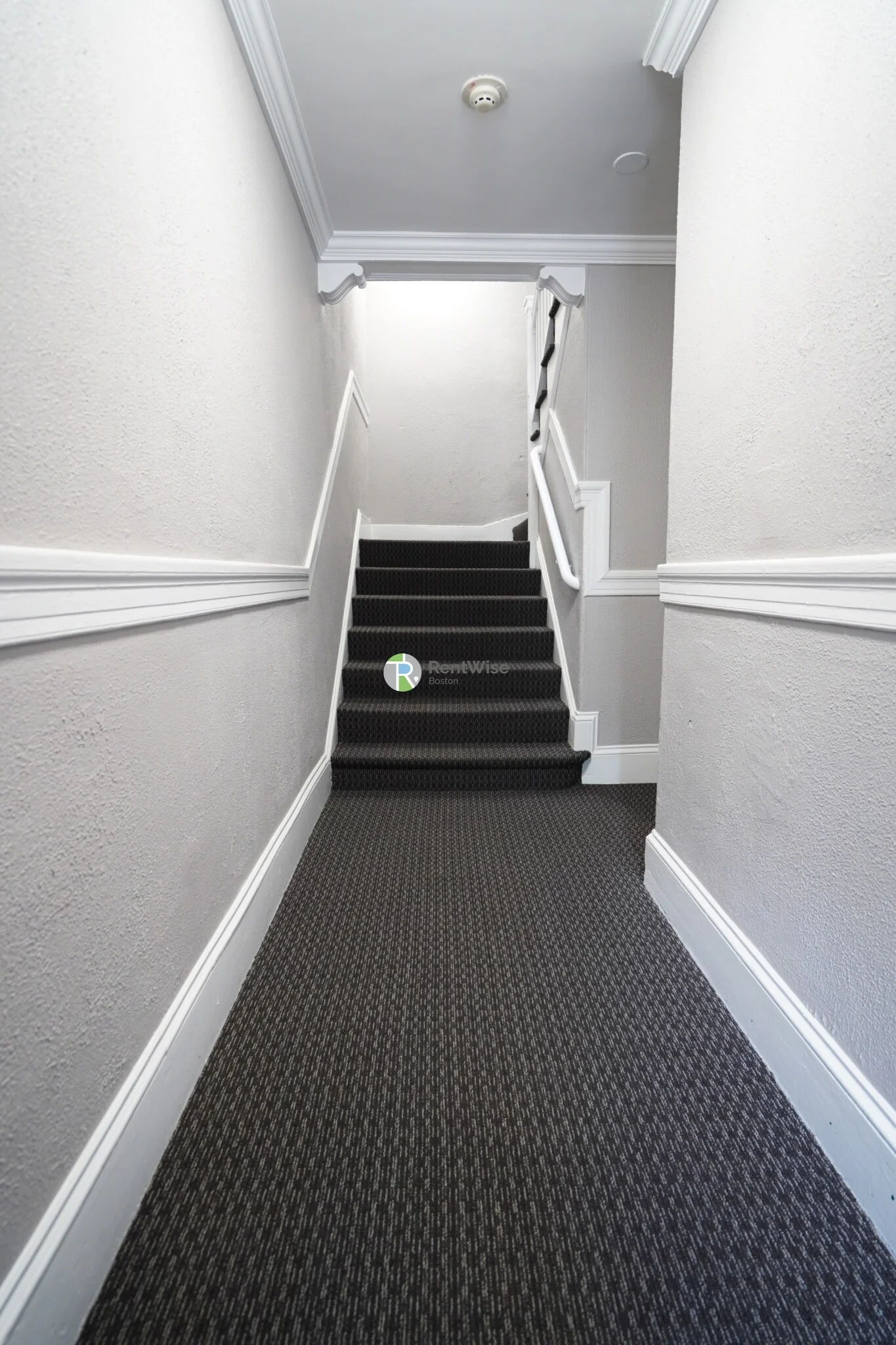 4 Ashford St, Allston