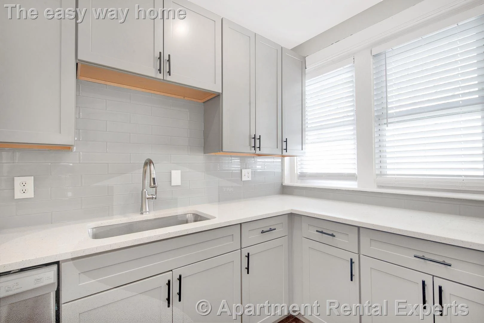 105 School St, Roxbury