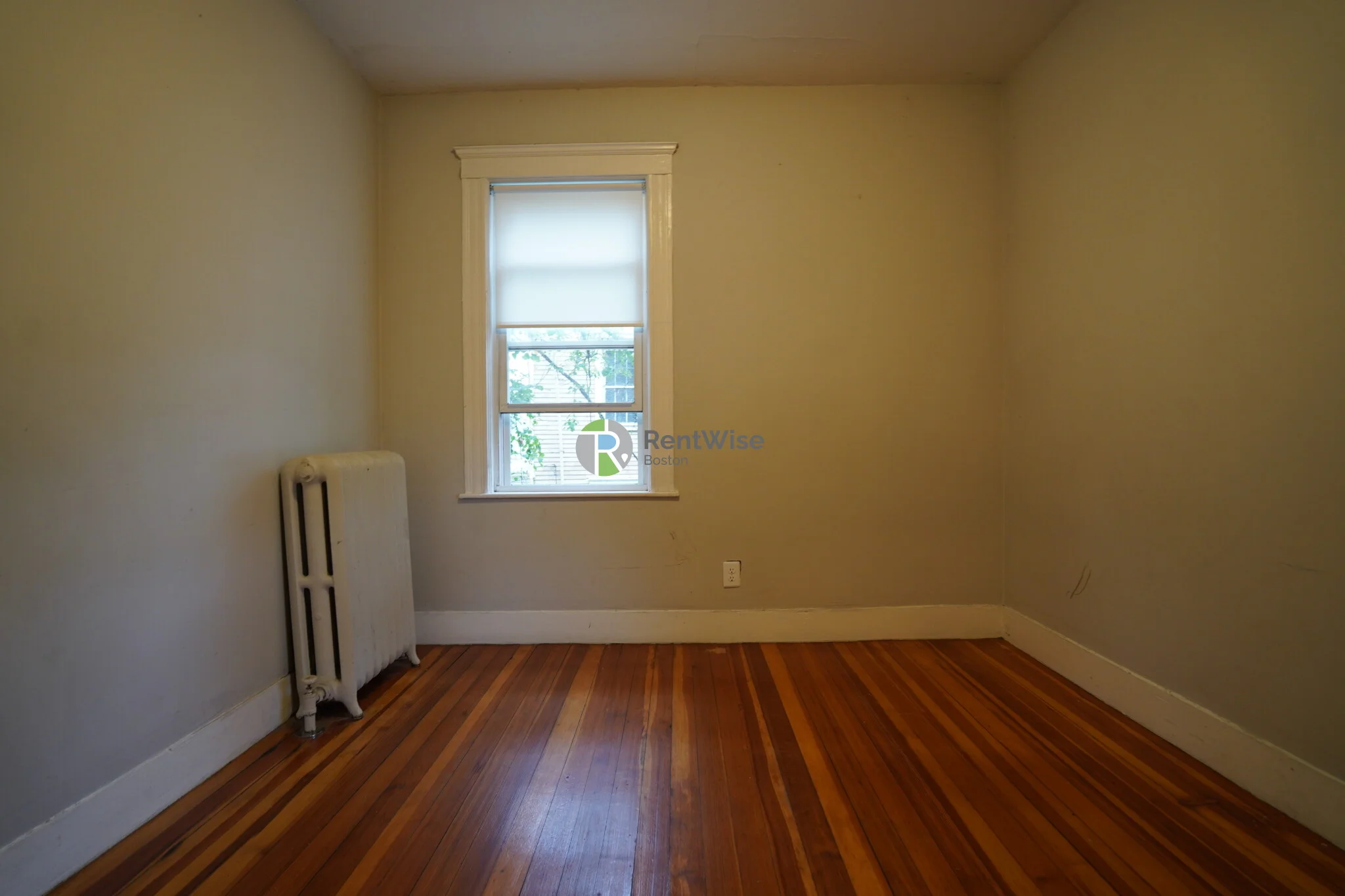 15 Sumner St, Dorchester