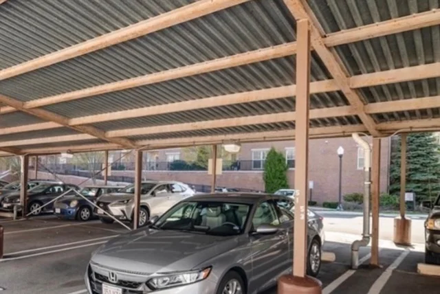 2 Hammond Pond Pkwa, Chestnut Hill