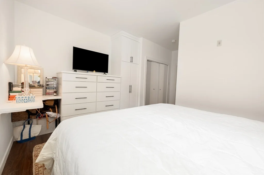 45 1st Ave, Charlestown